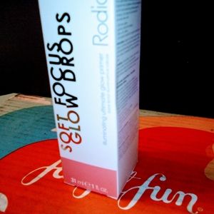 Radial Soft Focus Glow Drops